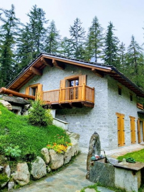 Chalet Val Ferret Courmayeur Mont Blanc exclusive